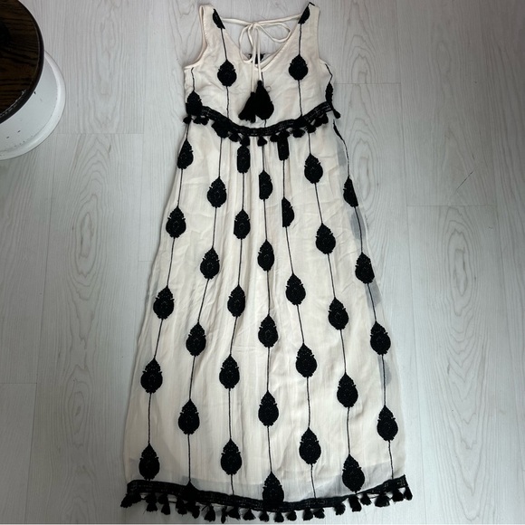 Anthropologie Moulinette Soeurs Maxi Whimsical Embroidered Wedding Guest Dress - Picture 6 of 13